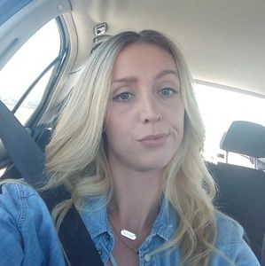 Meet your Posher, Anae